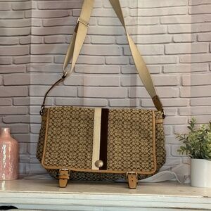 Vintage coach crossbody messangerbag